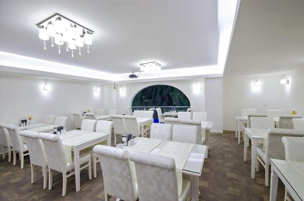 Grand Eyuboglu Hotel Istanbul Exterior foto
